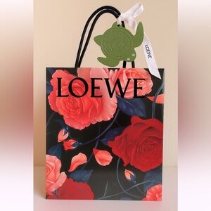 ❌Sold LOEWE RARE shopping bag gift card and ribbon
